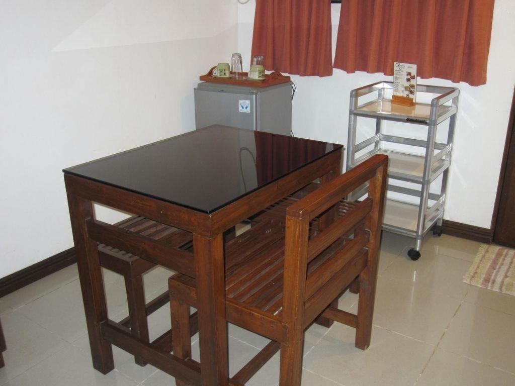 דירות מקטאן Residencia Lourdes מראה חיצוני תמונה